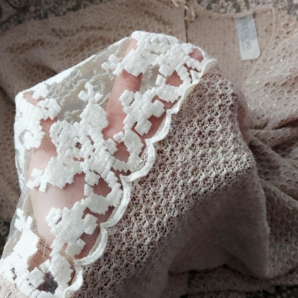 Free People Crochet bat wing top sz L